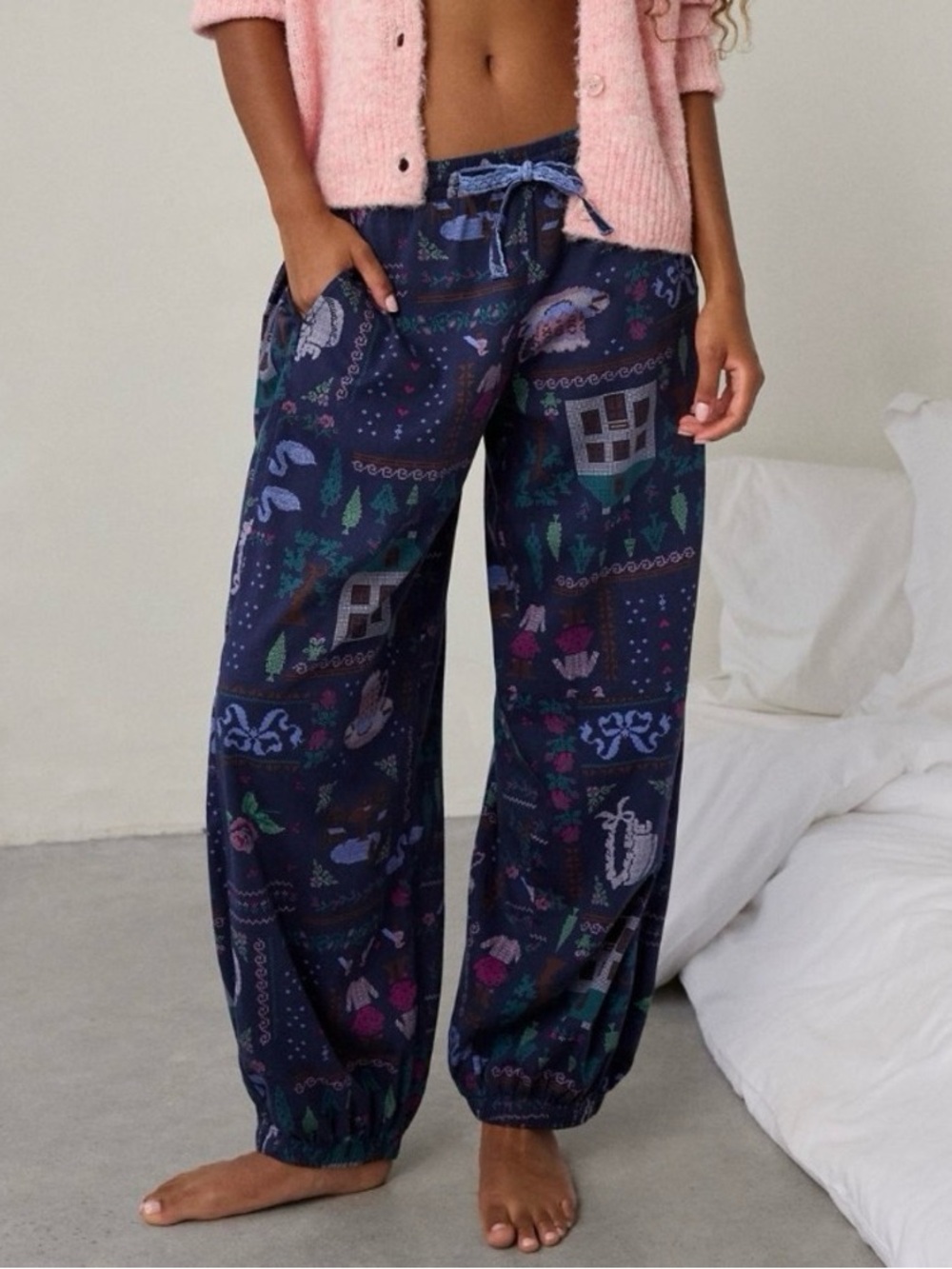 Urban Outfitters Out From Under In Your Dreams Printed Lounge Jogger